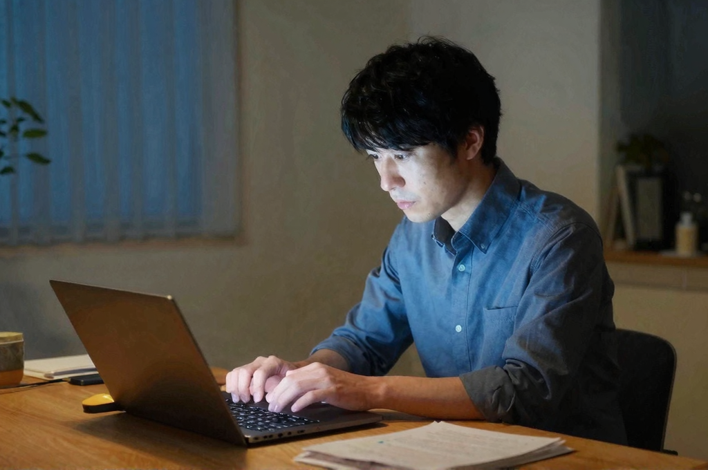 副業禁止会社での慎重な副業環境